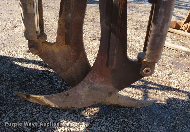 image for item DH0686 Young  log grapple