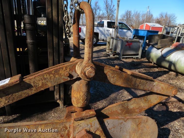 image for item DH0690 Crane tongs