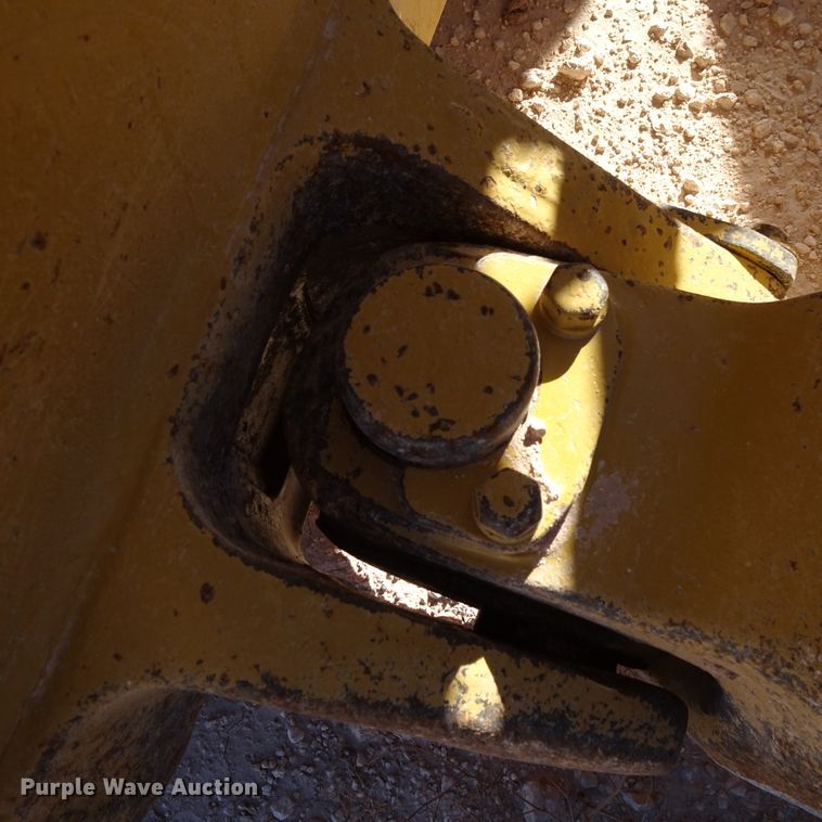 image for item DI0794 1972 Caterpillar D9G  dozer