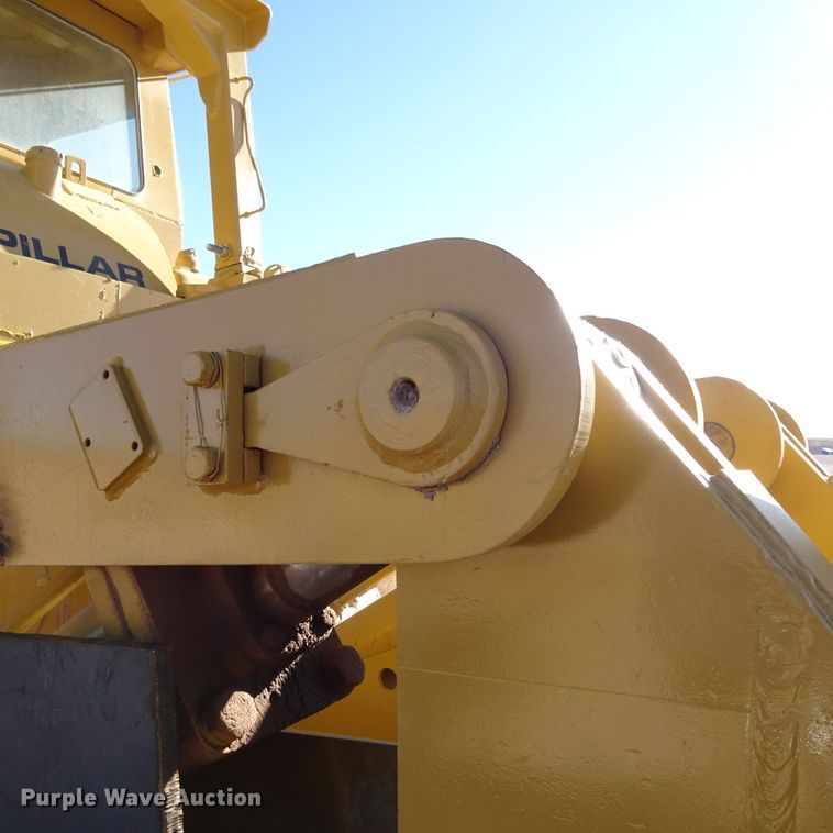 image for item DI0794 1972 Caterpillar D9G  dozer