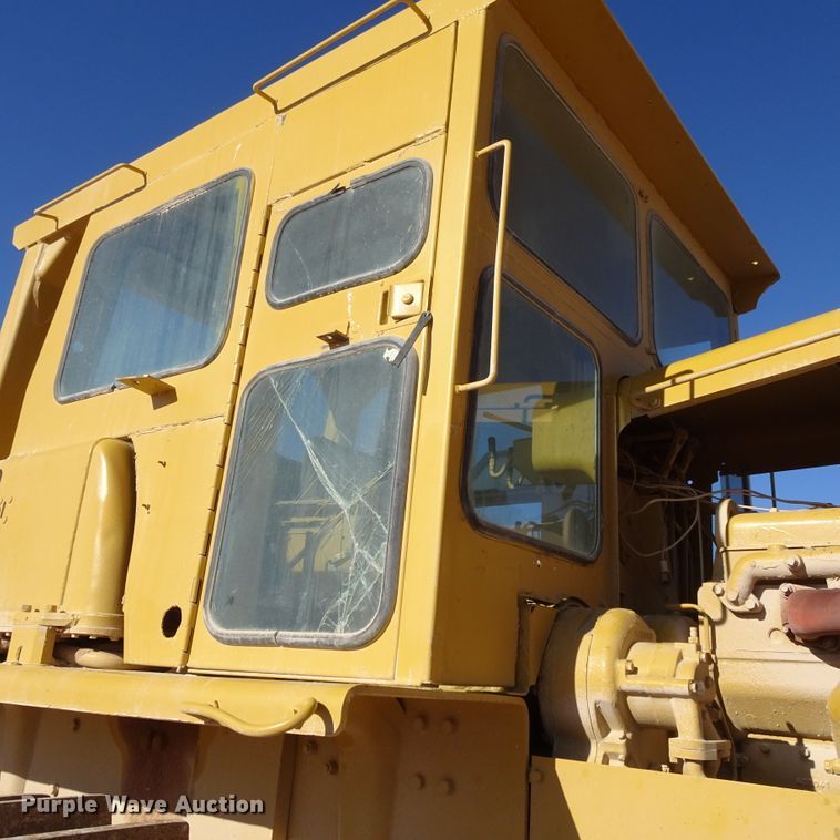 image for item DI0794 1972 Caterpillar D9G  dozer