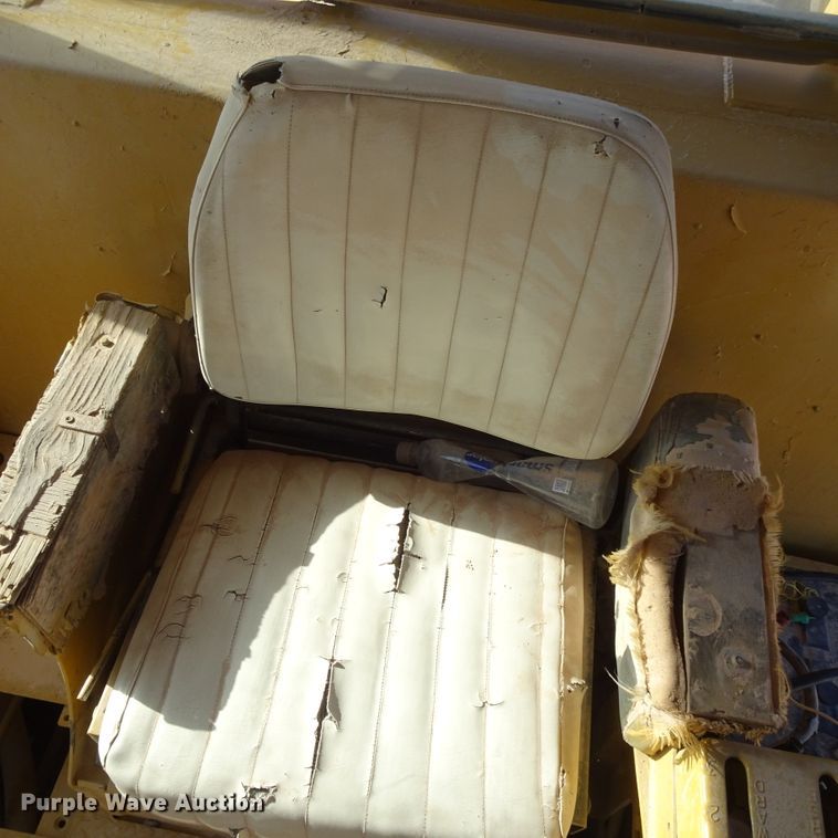 image for item DI0794 1972 Caterpillar D9G  dozer