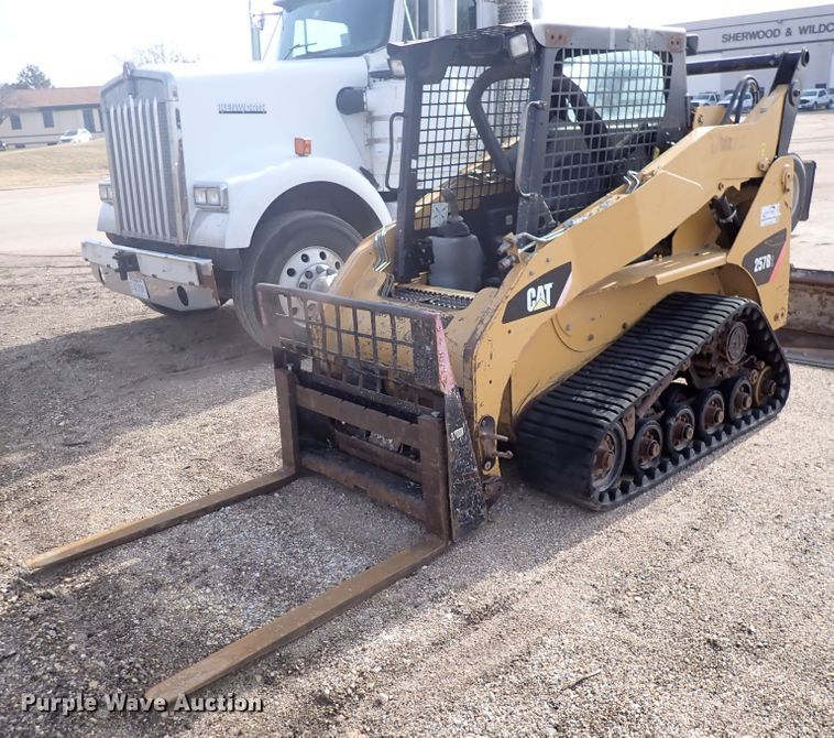 image for item DI8999 2007 Caterpillar 257B  Series 2 tracked skid steer loader