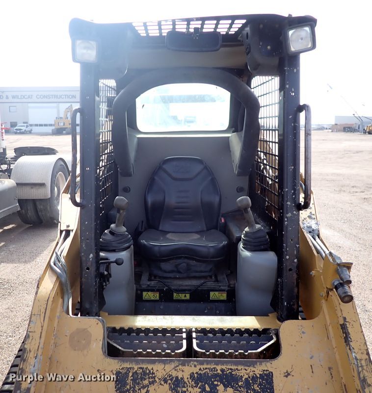 image for item DI8999 2007 Caterpillar 257B  Series 2 tracked skid steer loader