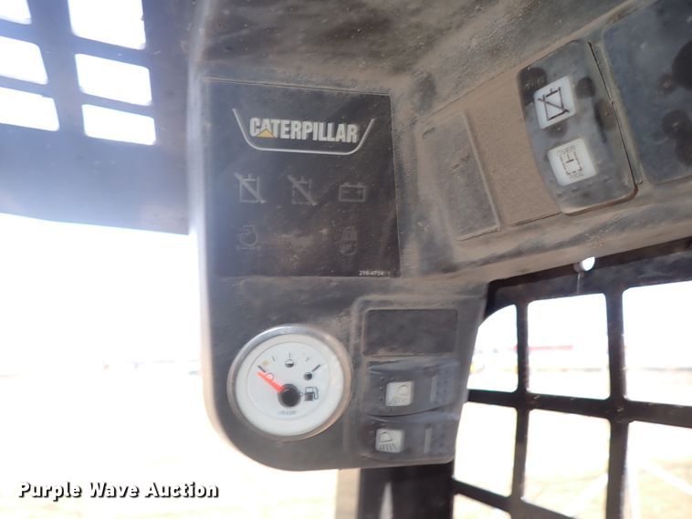 image for item DI8999 2007 Caterpillar 257B  Series 2 tracked skid steer loader