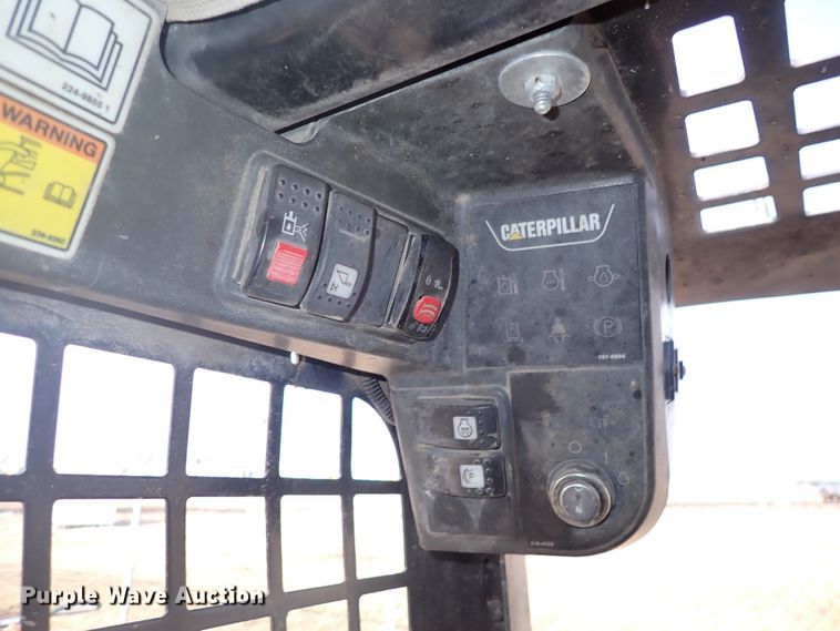 image for item DI8999 2007 Caterpillar 257B  Series 2 tracked skid steer loader