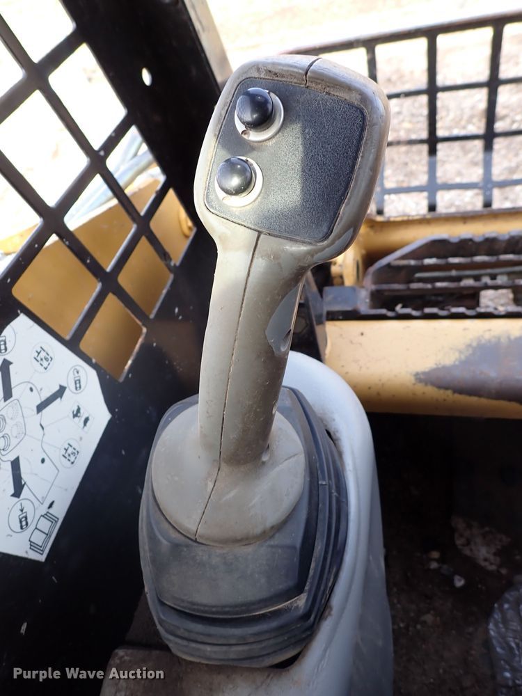 image for item DI8999 2007 Caterpillar 257B  Series 2 tracked skid steer loader