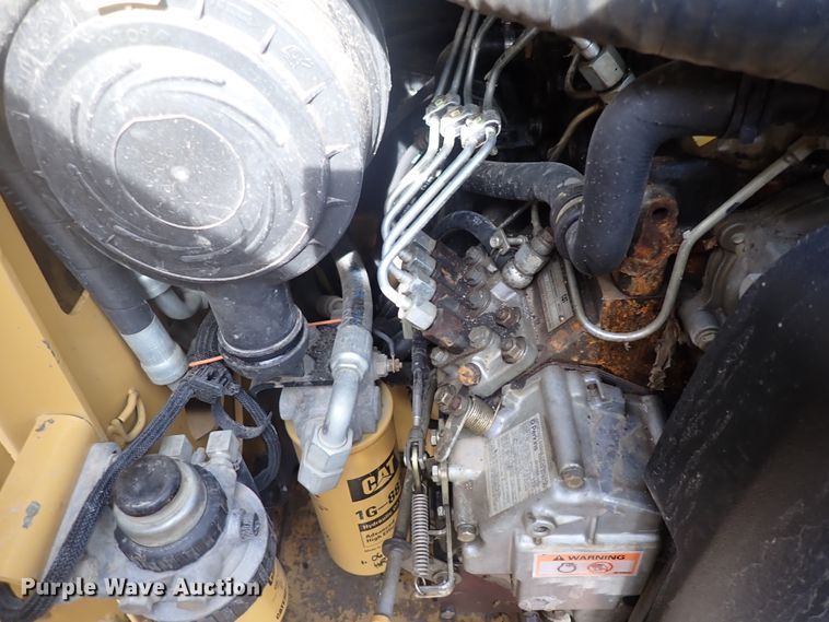 image for item DI8999 2007 Caterpillar 257B  Series 2 tracked skid steer loader