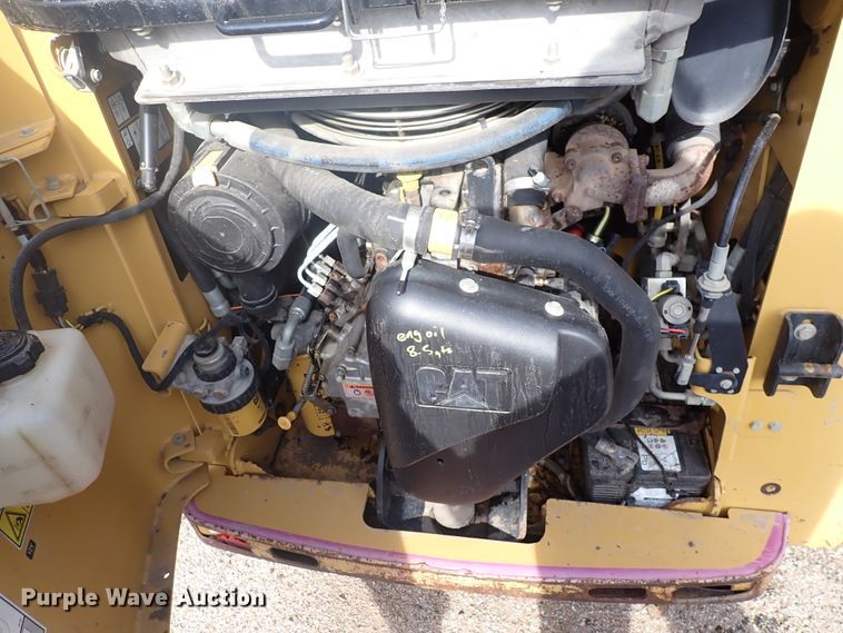 image for item DI8999 2007 Caterpillar 257B  Series 2 tracked skid steer loader