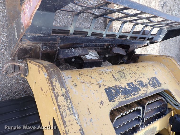 image for item DI8999 2007 Caterpillar 257B  Series 2 tracked skid steer loader