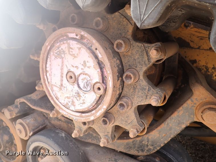 image for item DI8999 2007 Caterpillar 257B  Series 2 tracked skid steer loader