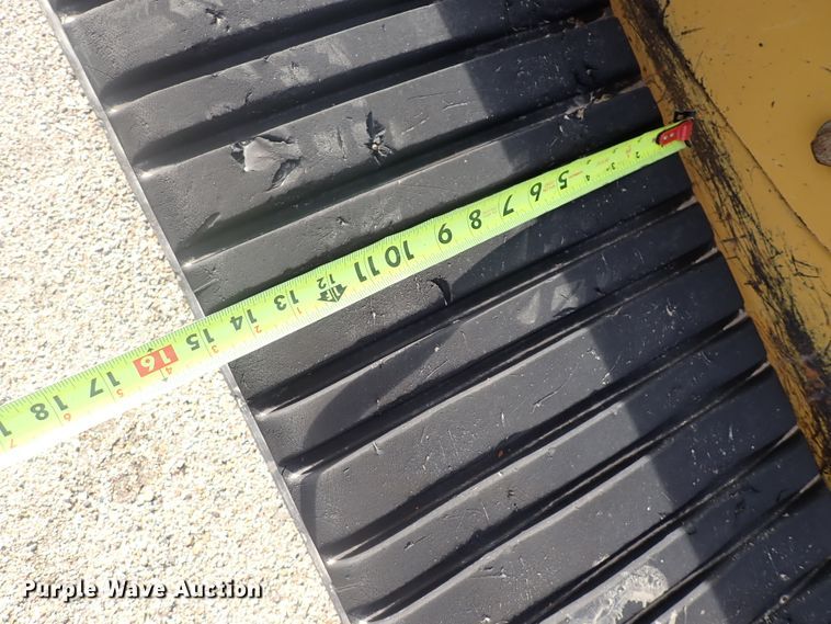 image for item DI8999 2007 Caterpillar 257B  Series 2 tracked skid steer loader