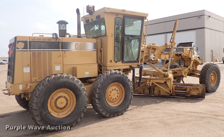 image for item DJ0000 2001 Caterpillar 140H  motor grader