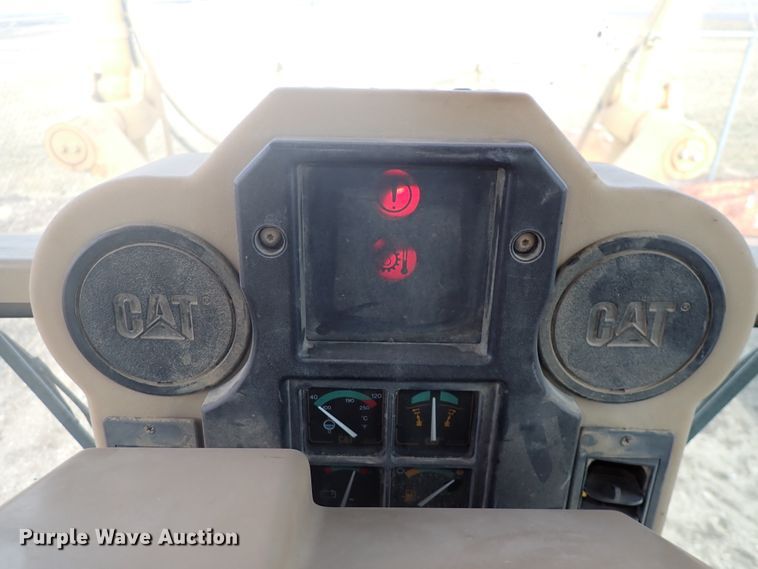 image for item DJ0000 2001 Caterpillar 140H  motor grader