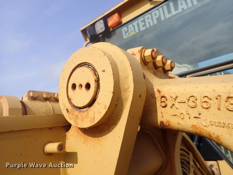 image for item DJ0000 2001 Caterpillar 140H  motor grader