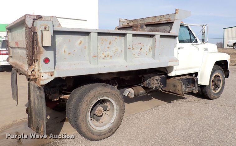 image for item DJ0012 1993 Ford F600  dump truck