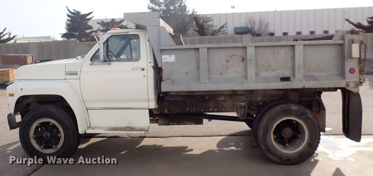 image for item DJ0012 1993 Ford F600  dump truck