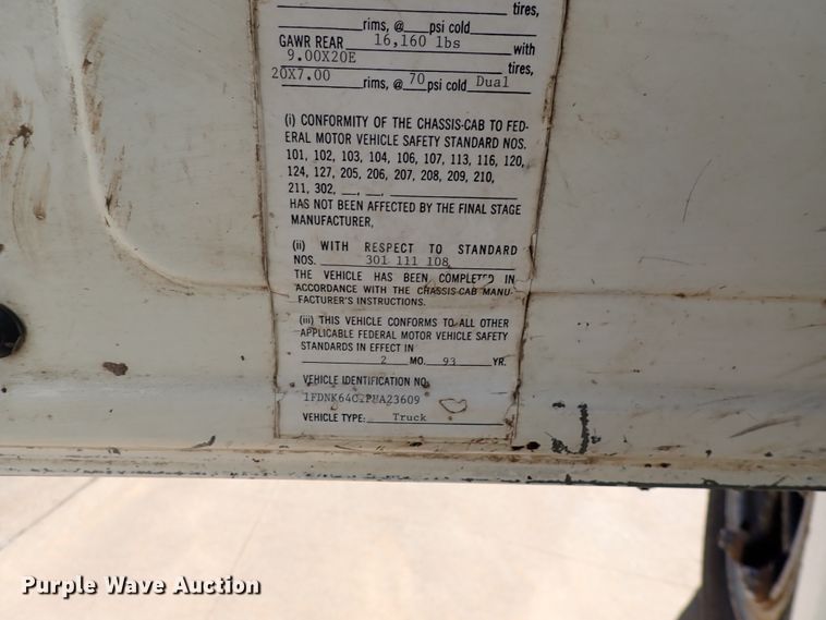 image for item DJ0012 1993 Ford F600  dump truck