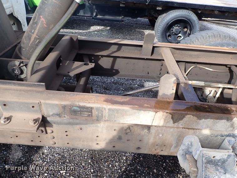 image for item DJ0012 1993 Ford F600  dump truck