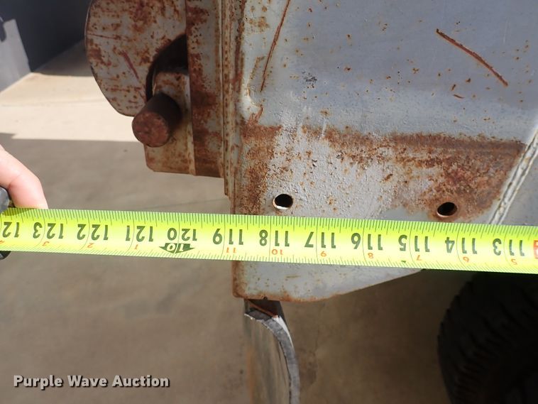 image for item DJ0012 1993 Ford F600  dump truck