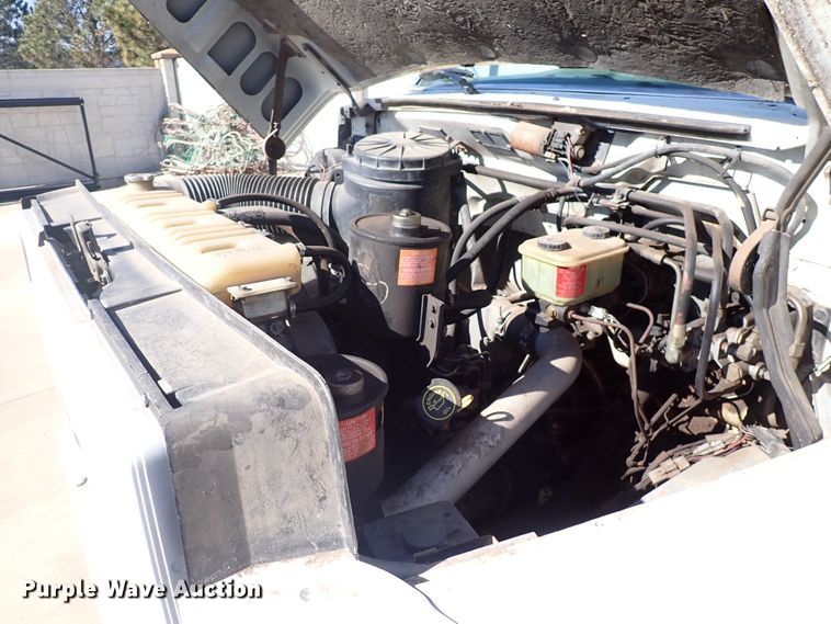 image for item DJ0012 1993 Ford F600  dump truck