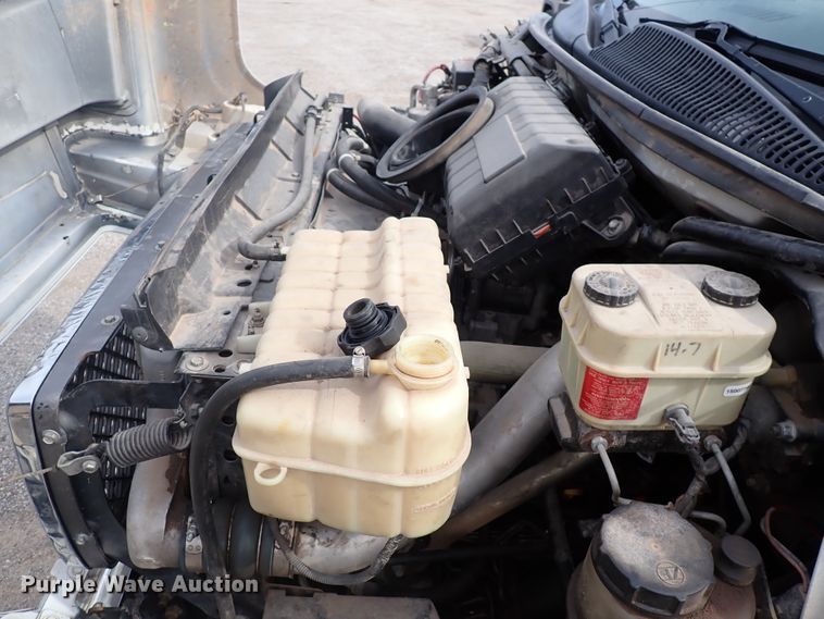 image for item DJ0016 2009 GMC C5500  utility / service truck