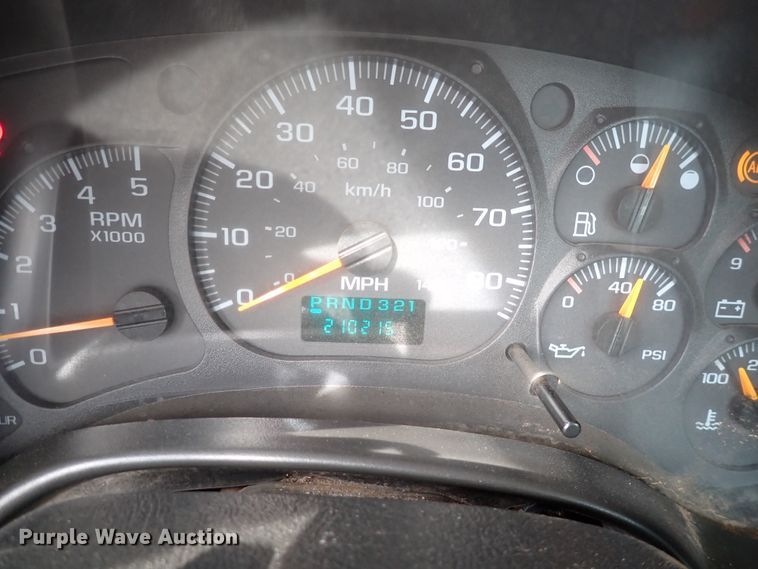 image for item DJ0016 2009 GMC C5500  utility / service truck