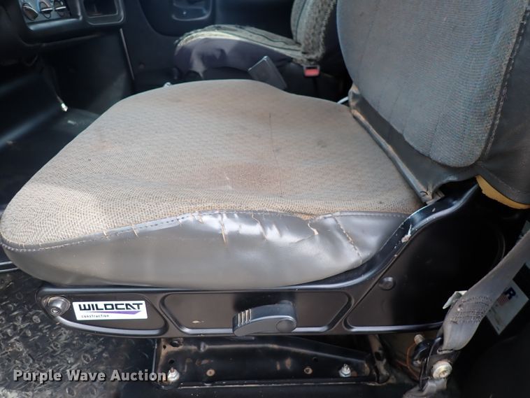 image for item DJ0016 2009 GMC C5500  utility / service truck