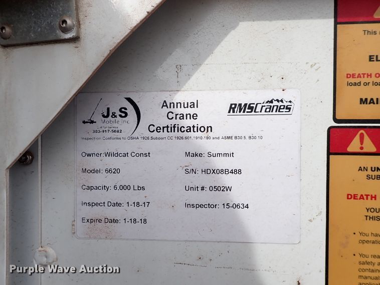 image for item DJ0016 2009 GMC C5500  utility / service truck