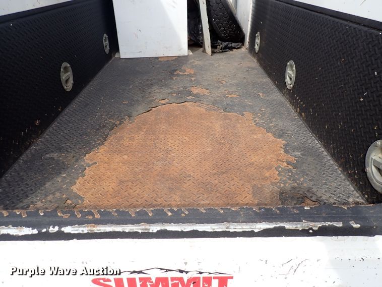 image for item DJ0016 2009 GMC C5500  utility / service truck