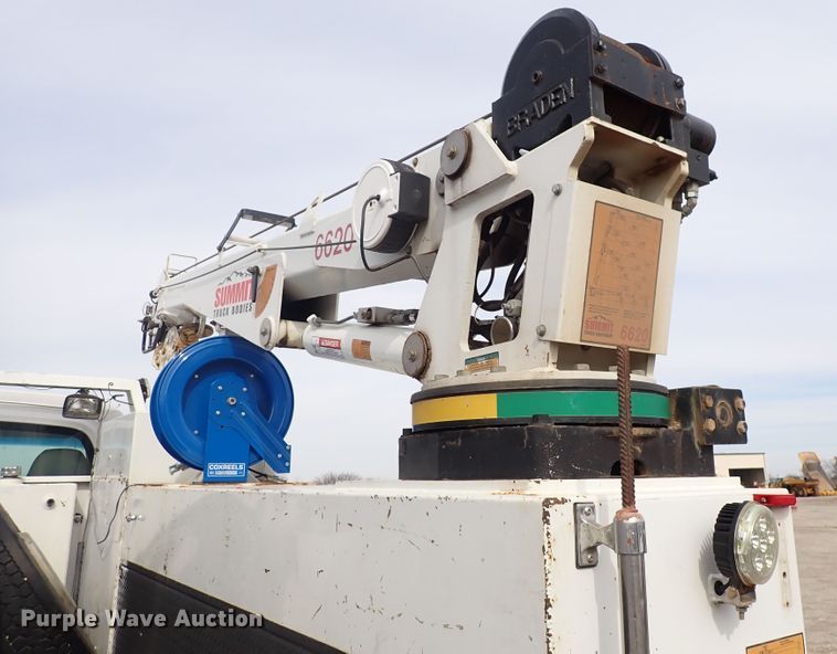 image for item DJ0016 2009 GMC C5500  utility / service truck