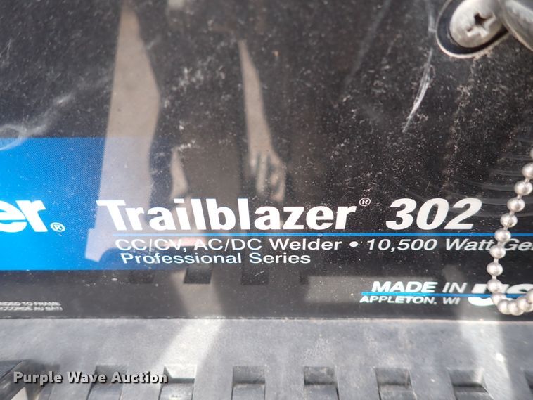 image for item DJ0016 2009 GMC C5500  utility / service truck