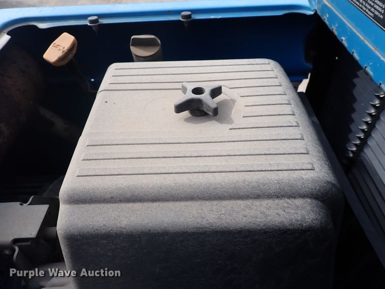 image for item DJ0016 2009 GMC C5500  utility / service truck