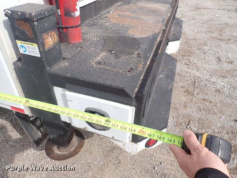 image for item DJ0016 2009 GMC C5500  utility / service truck