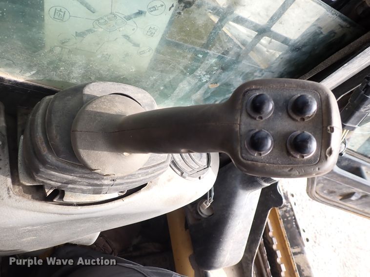 image for item DJ0022 Caterpillar 259B  Series 3 tracked skid steer loader