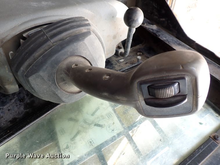 image for item DJ0022 Caterpillar 259B  Series 3 tracked skid steer loader