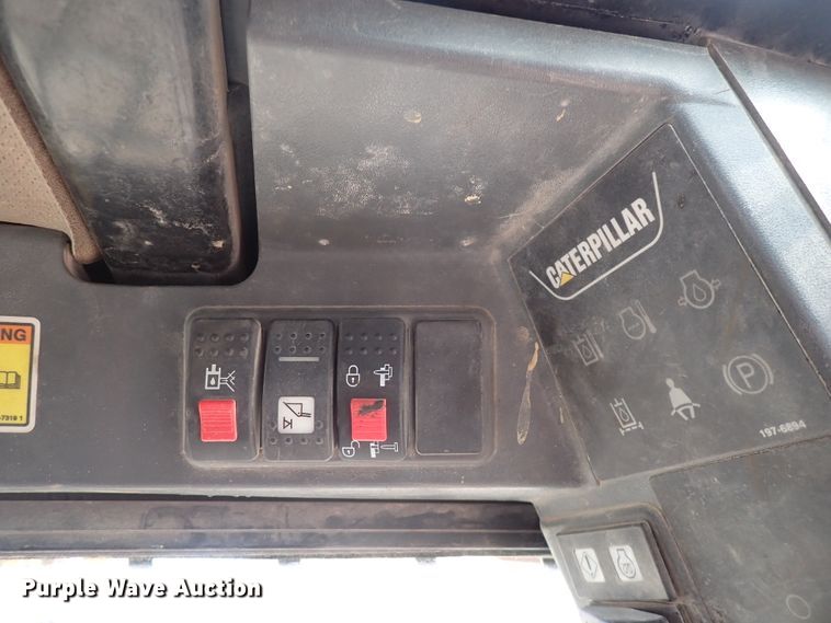 image for item DJ0022 Caterpillar 259B  Series 3 tracked skid steer loader