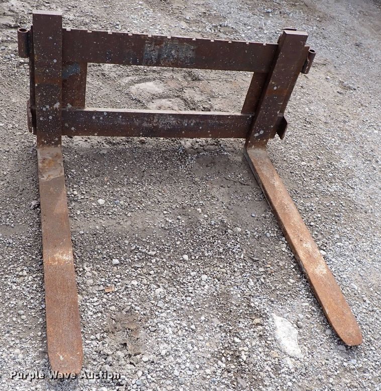 image for item DJ0022 Caterpillar 259B  Series 3 tracked skid steer loader