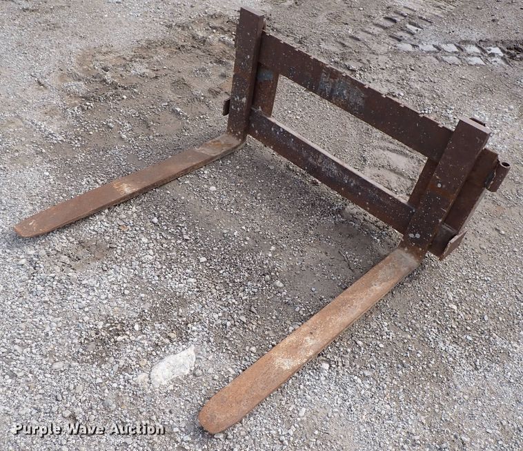 image for item DJ0022 Caterpillar 259B  Series 3 tracked skid steer loader