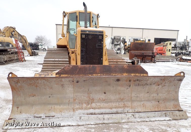image for item DJ0058 2006 Caterpillar D6N LGP  dozer