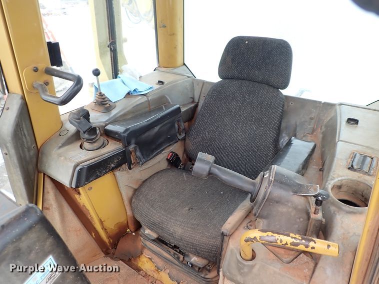 image for item DJ0058 2006 Caterpillar D6N LGP  dozer