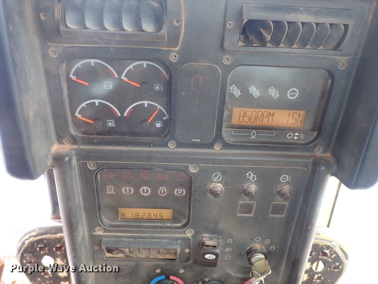 image for item DJ0058 2006 Caterpillar D6N LGP  dozer