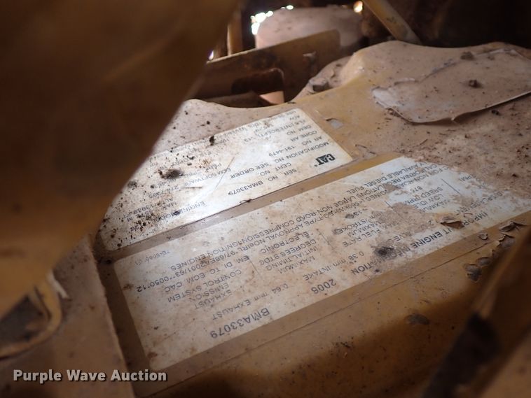 image for item DJ0058 2006 Caterpillar D6N LGP  dozer