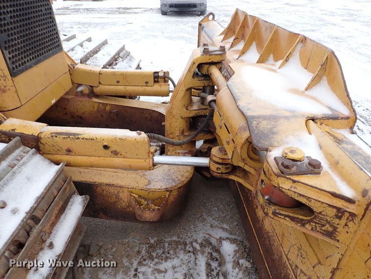 image for item DJ0058 2006 Caterpillar D6N LGP  dozer