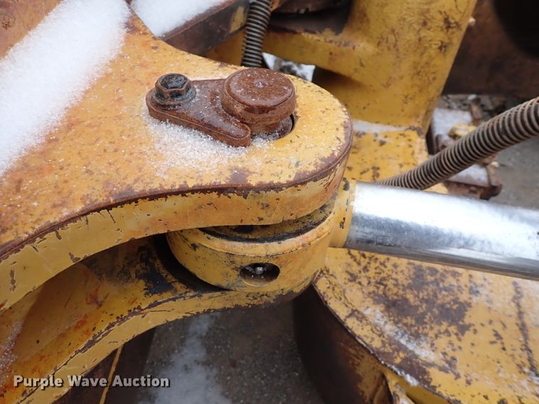 image for item DJ0058 2006 Caterpillar D6N LGP  dozer