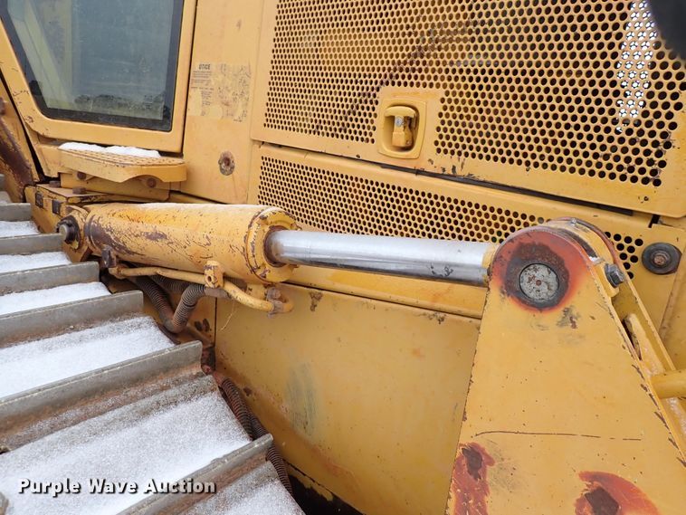 image for item DJ0058 2006 Caterpillar D6N LGP  dozer