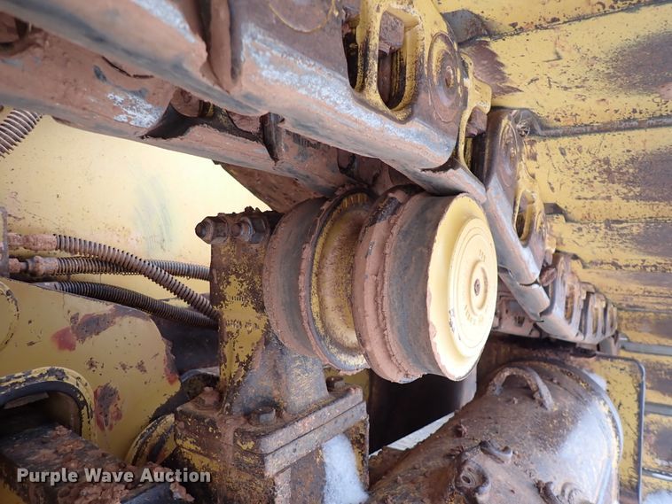 image for item DJ0058 2006 Caterpillar D6N LGP  dozer