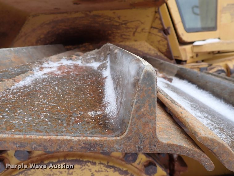 image for item DJ0058 2006 Caterpillar D6N LGP  dozer