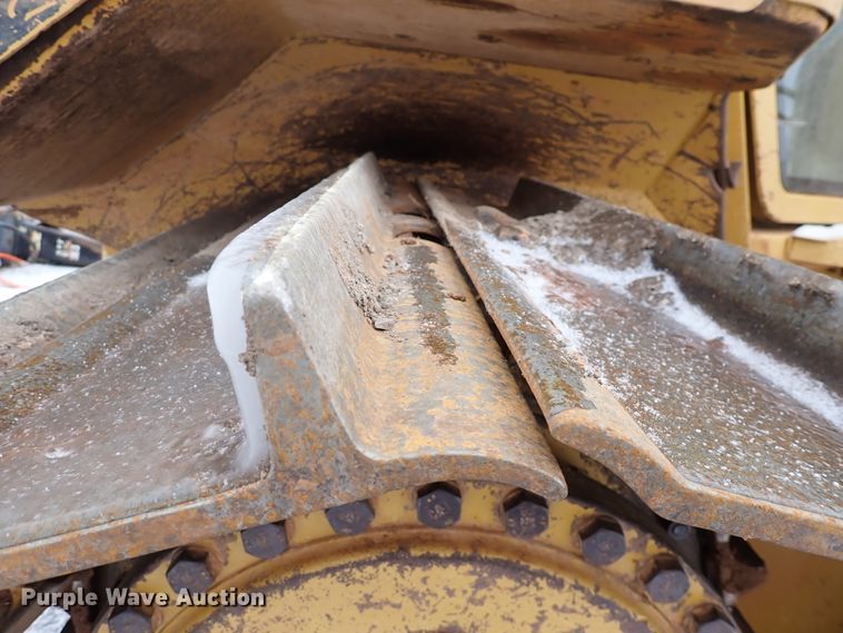 image for item DJ0058 2006 Caterpillar D6N LGP  dozer