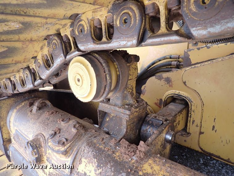 image for item DJ0058 2006 Caterpillar D6N LGP  dozer